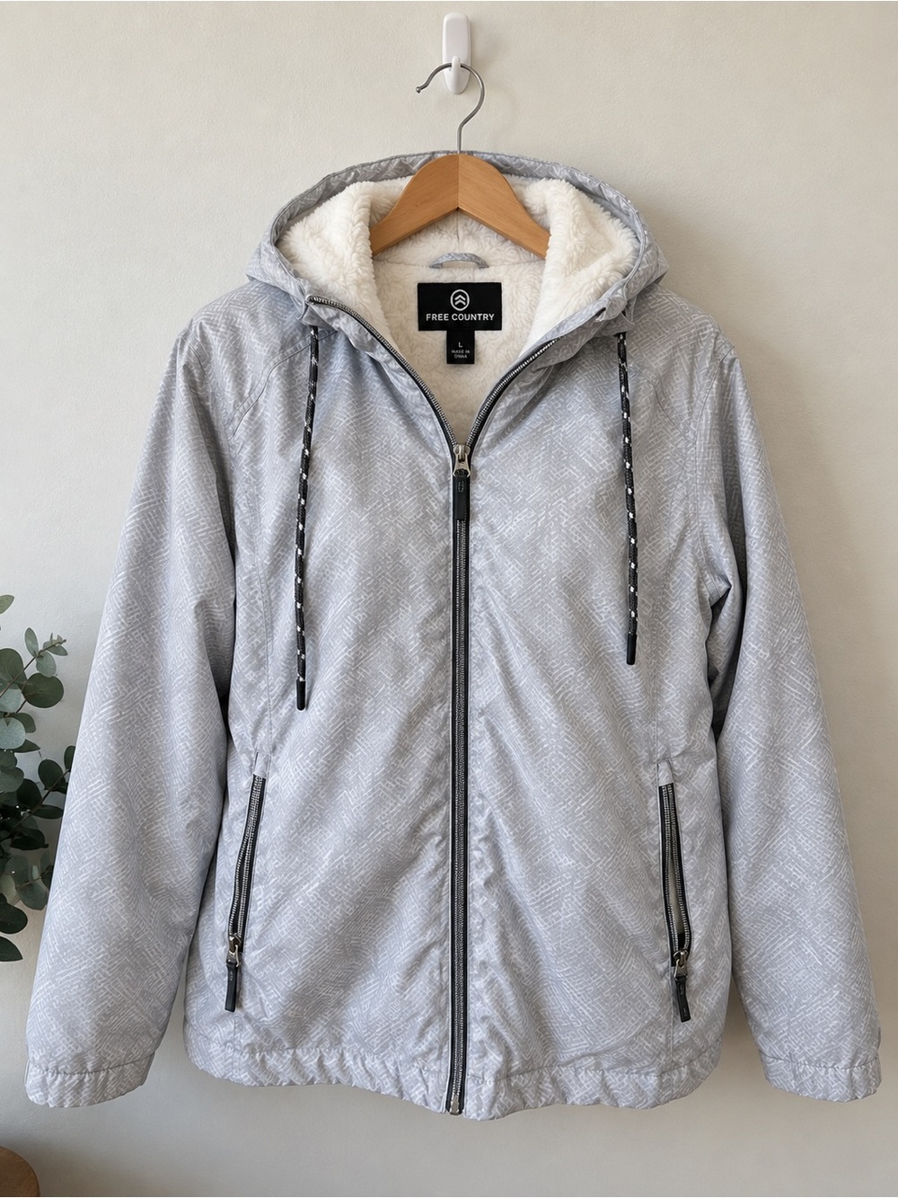 Free Country Women’s L Hooded Jacket Faux Fur Lined Gray White Winter